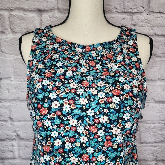 Lands' End Swim Top Black Multicolor Floral High Neck Tank Built-in Bra Size 14P - Picture 3 of 8
